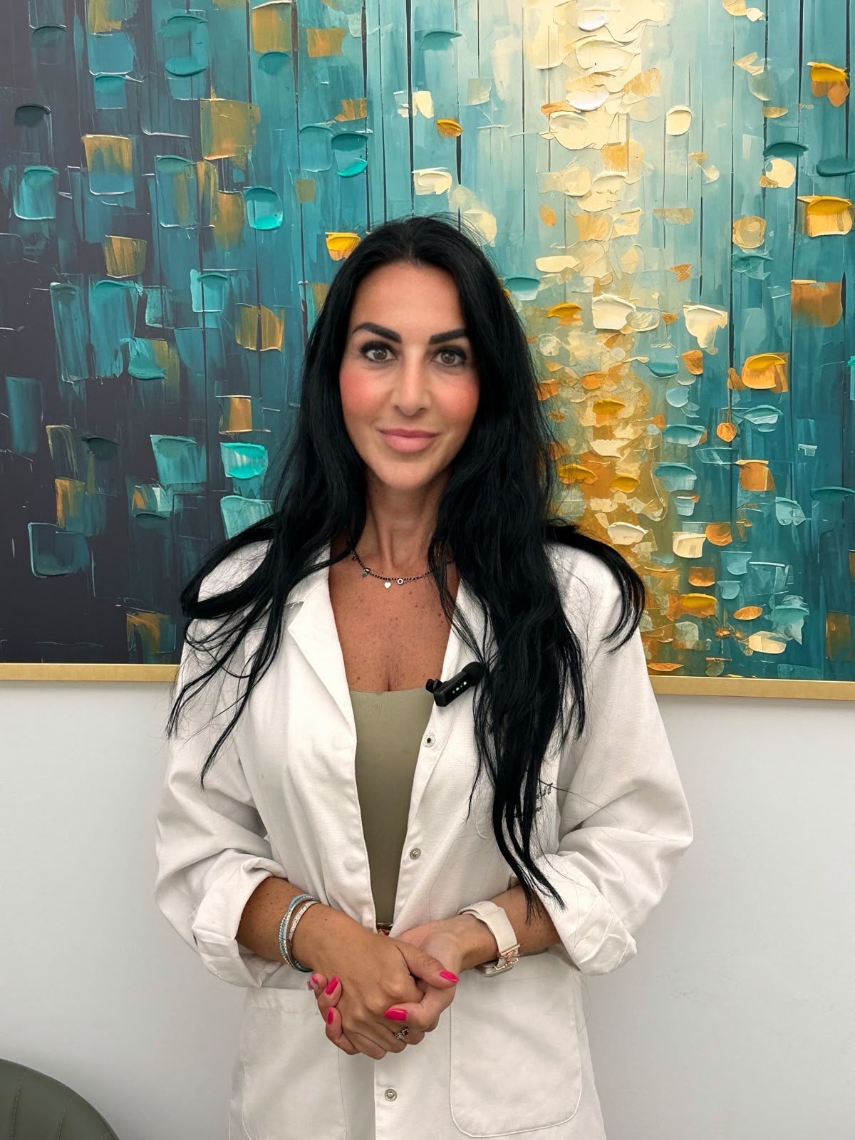Dott.ssa Anna Elisa Velardi, medico chirurgo.