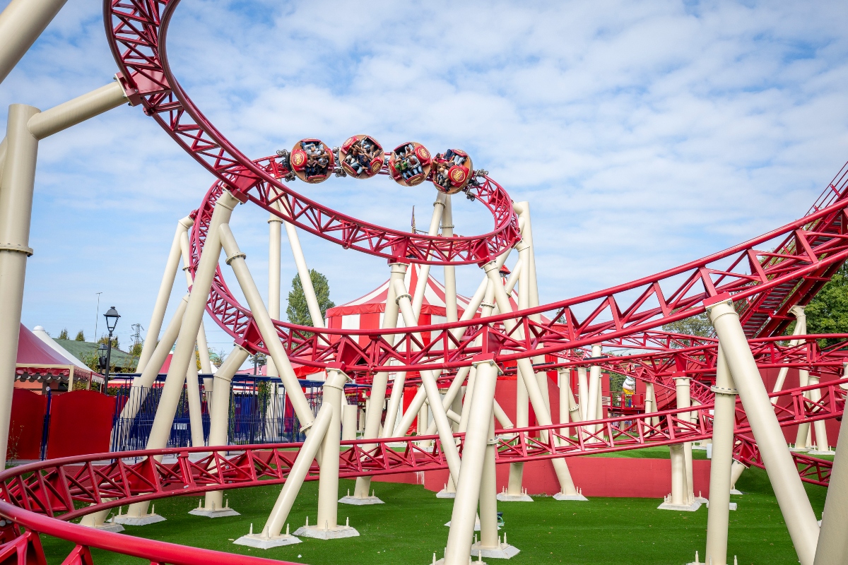 Leolandia coaster Reveяsum ph press